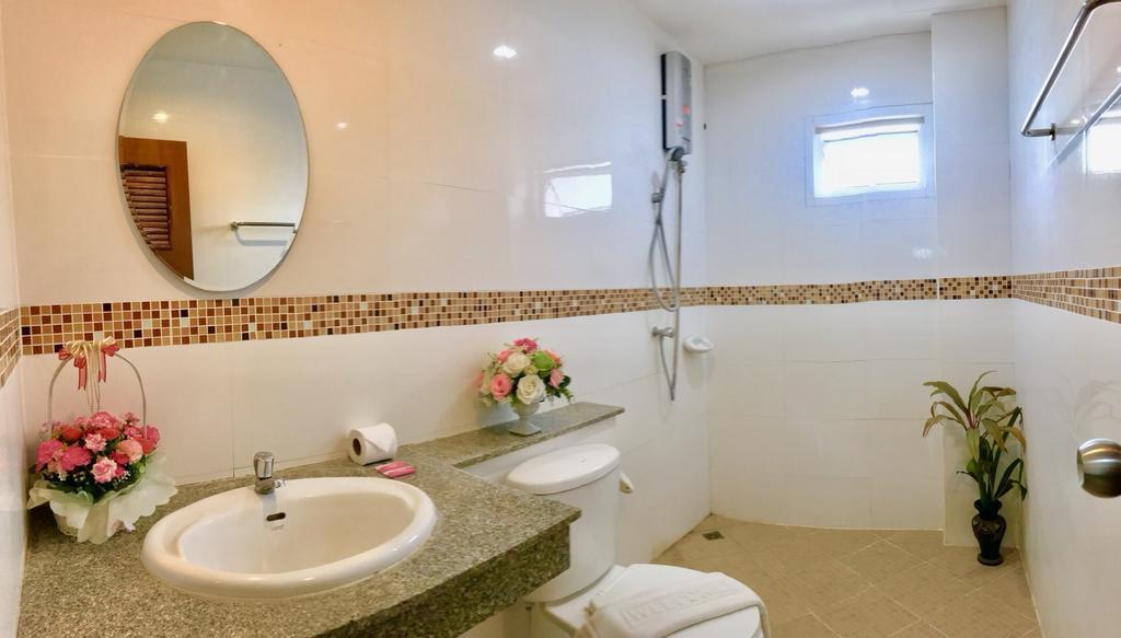 J Apartment Ao Nang Exterior photo