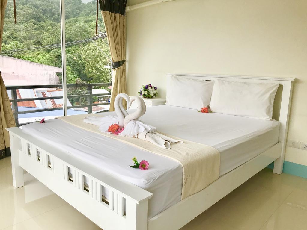 J Apartment Ao Nang Exterior photo
